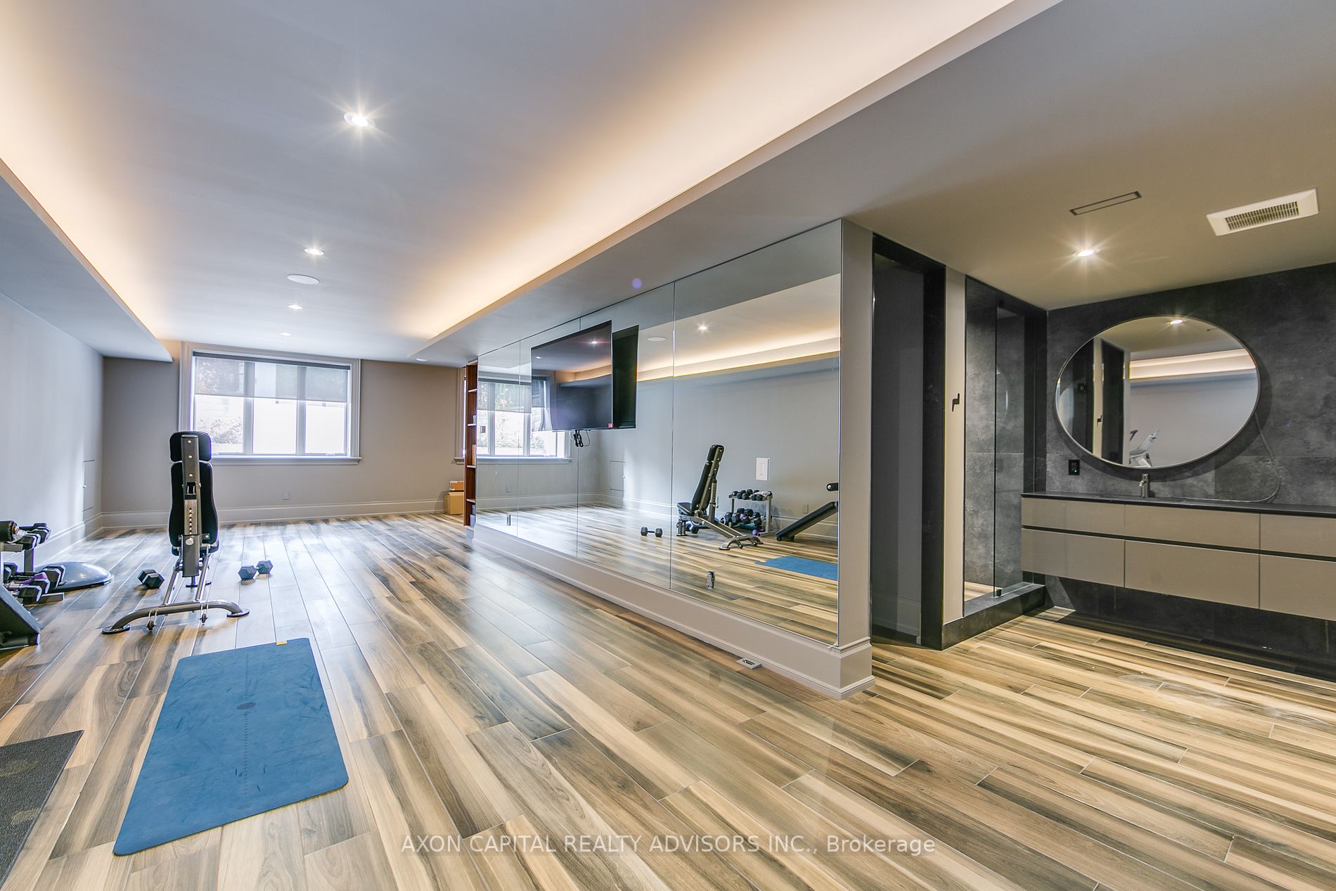 17 Chieftain Cres