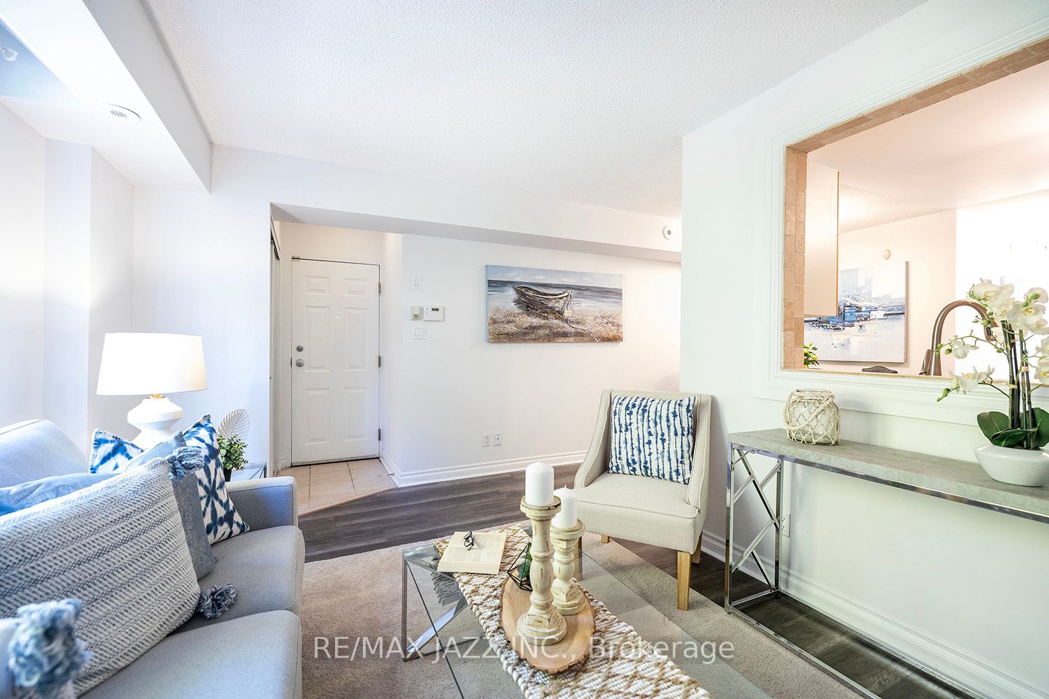 12 Douro St, #Th426