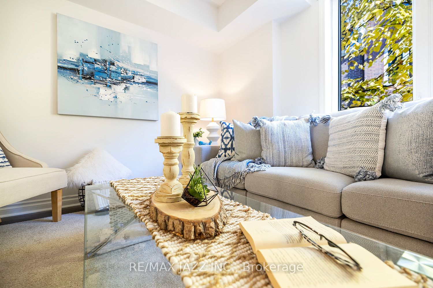 12 Douro St, #Th426