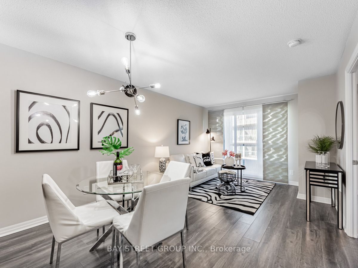 30 Herons Hill Way, #303