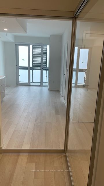 39 Roehampton Ave, #3502