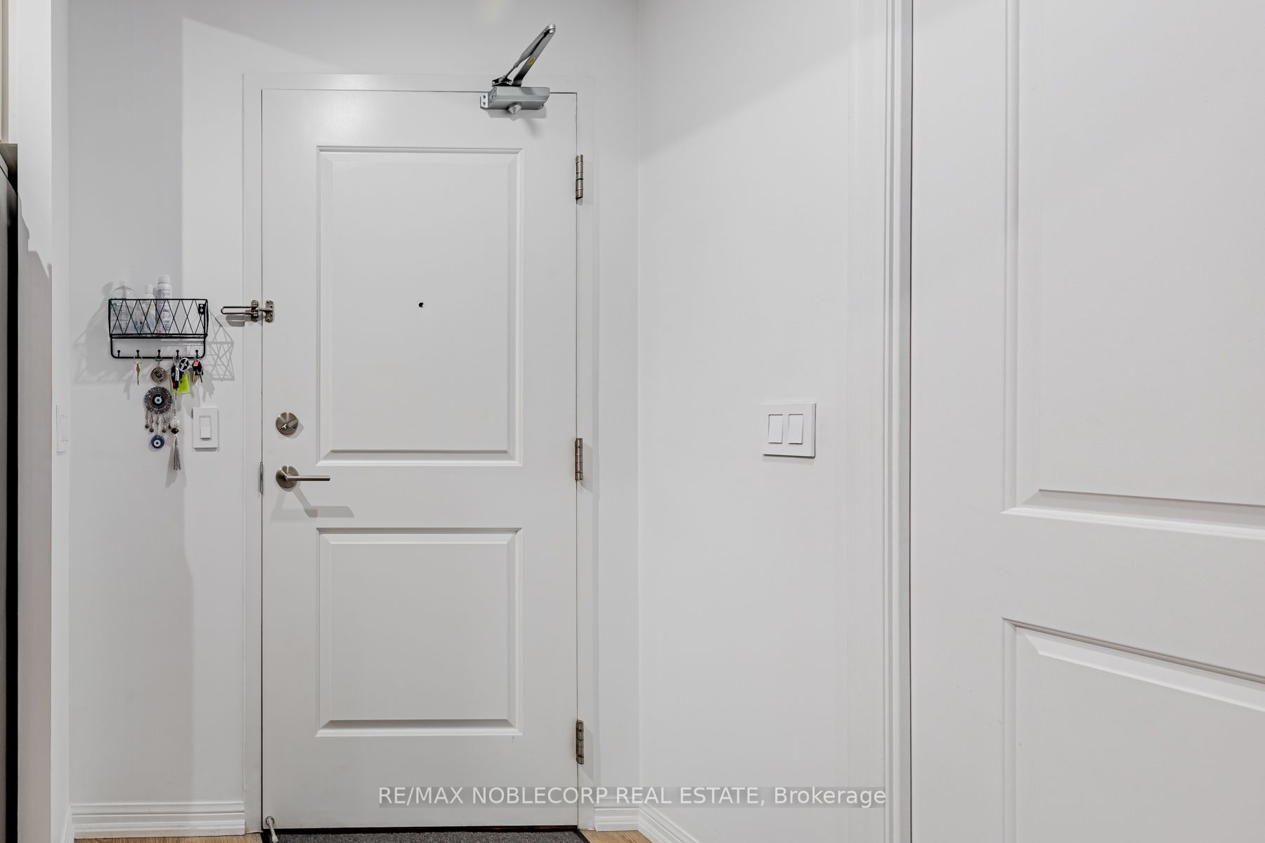 75 East Liberty St, #1609