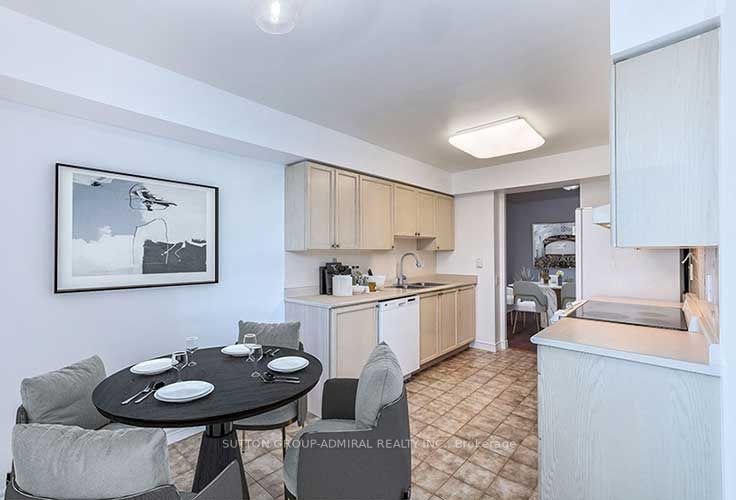 2 Covington Rd, #308