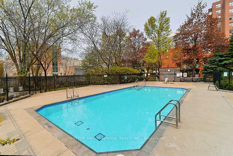 2 Covington Rd, #308