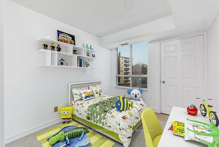 2 Covington Rd, #308