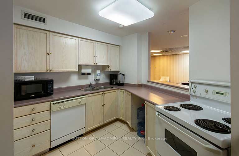 2 Covington Rd, #308
