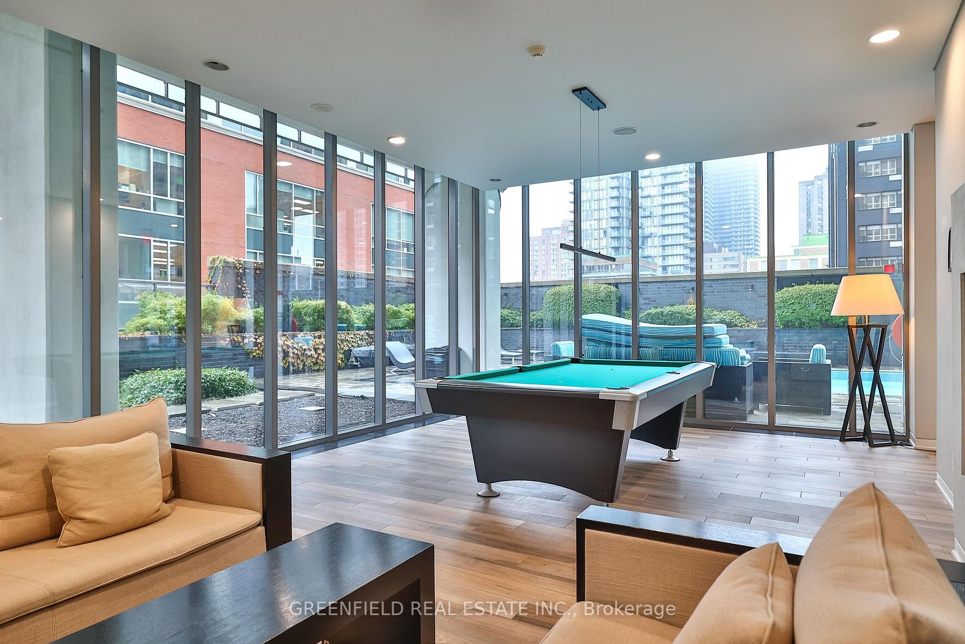 33 Charles St E, #3601