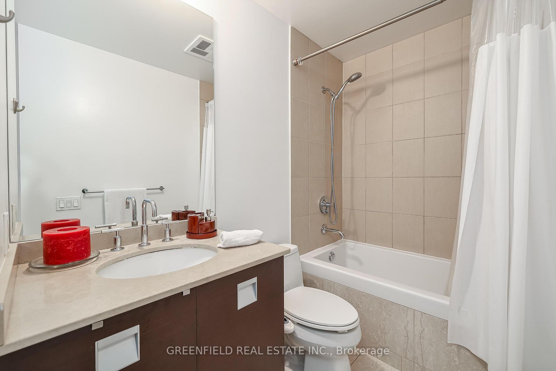 33 Charles St E, #3601