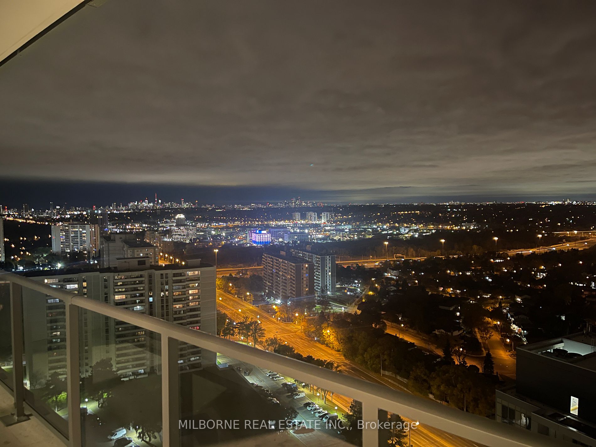 32 Forest Manor Rd, #2201