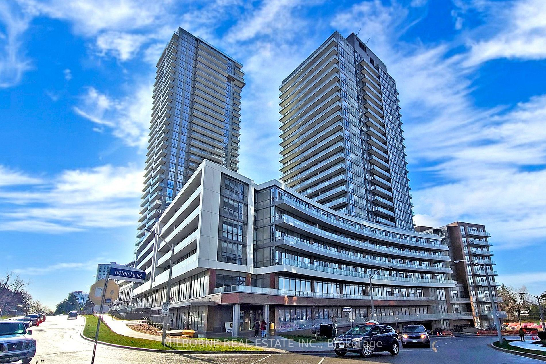 32 Forest Manor Rd, #2201