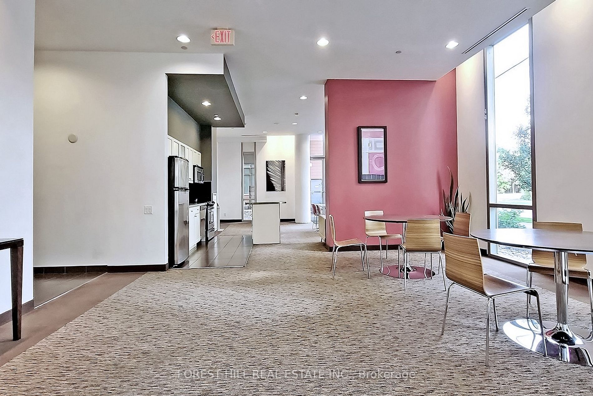 30 Canterbury Pl, #201