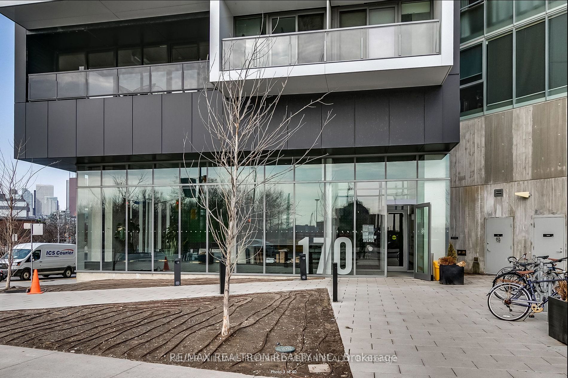 170 Bayview Ave, #1301