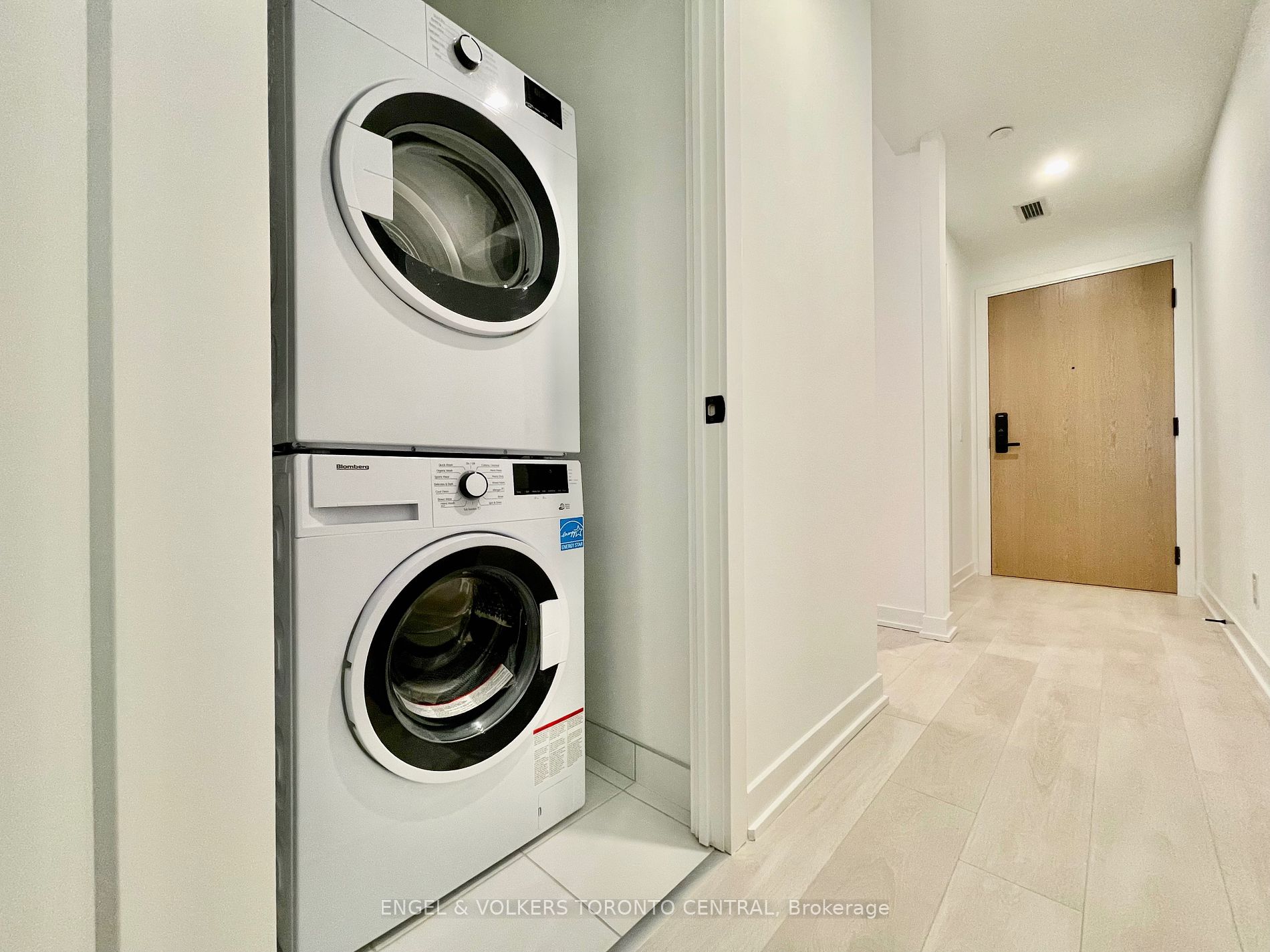 5 Defries St, #516
