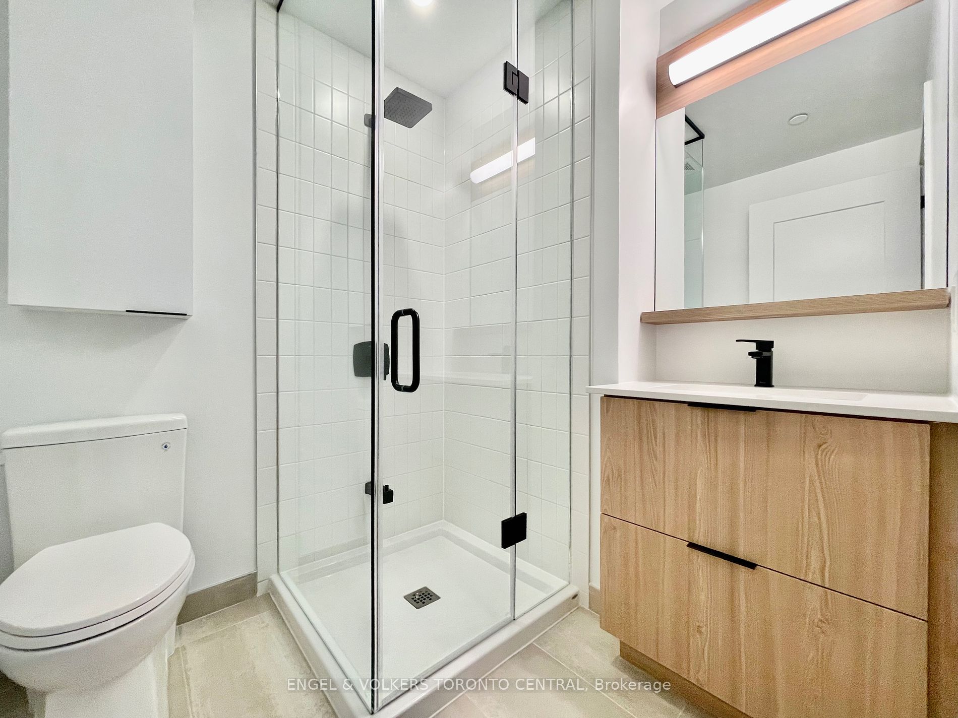 5 Defries St, #516