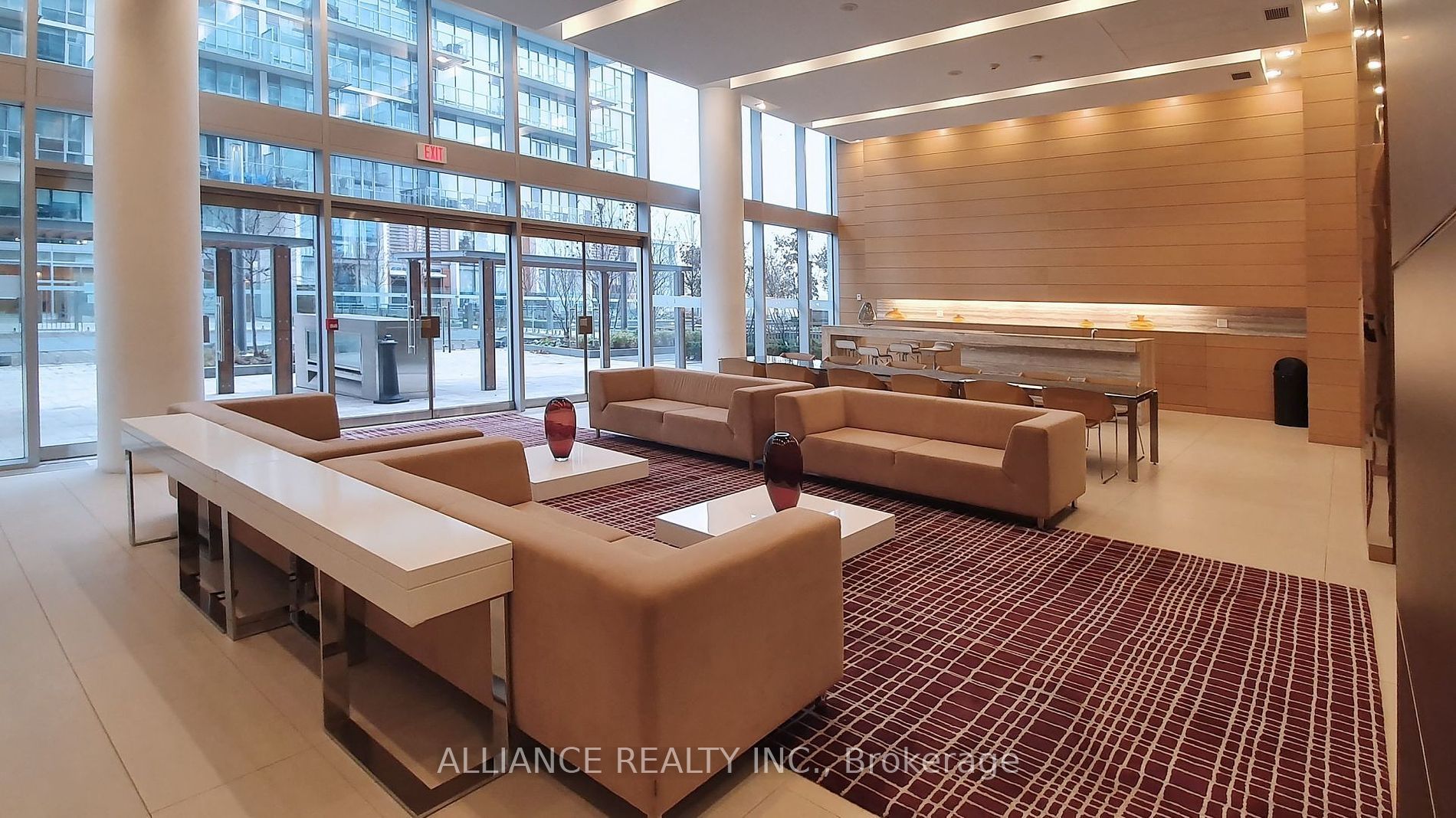 29 Queens Quay E, #813