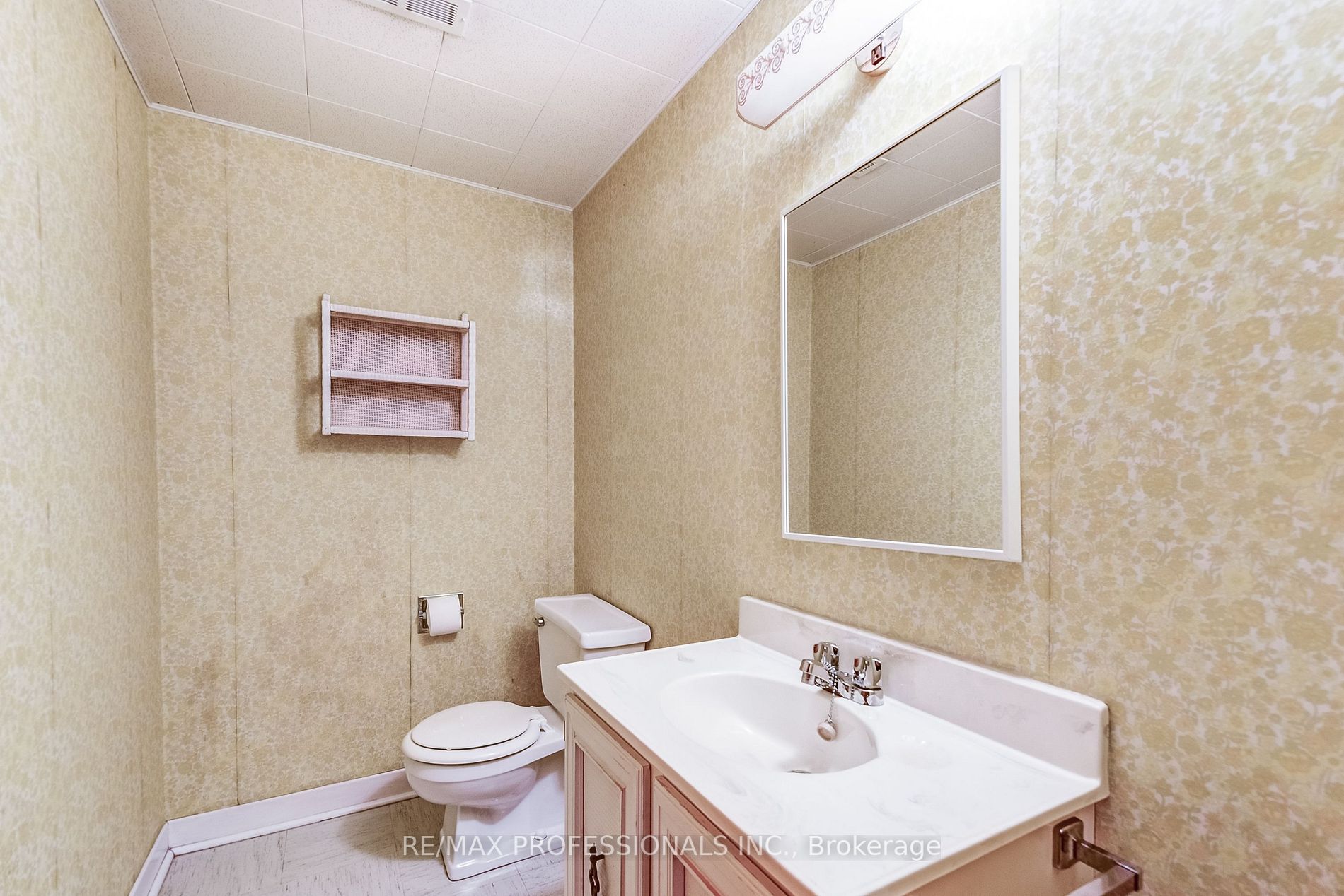 14 Dukinfield Cres