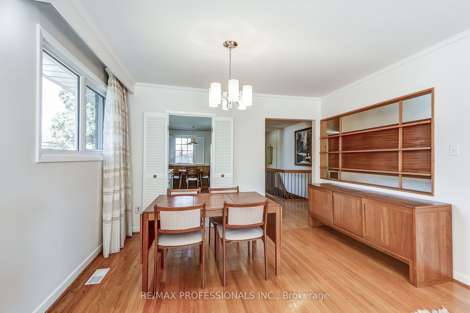 14 Dukinfield Cres