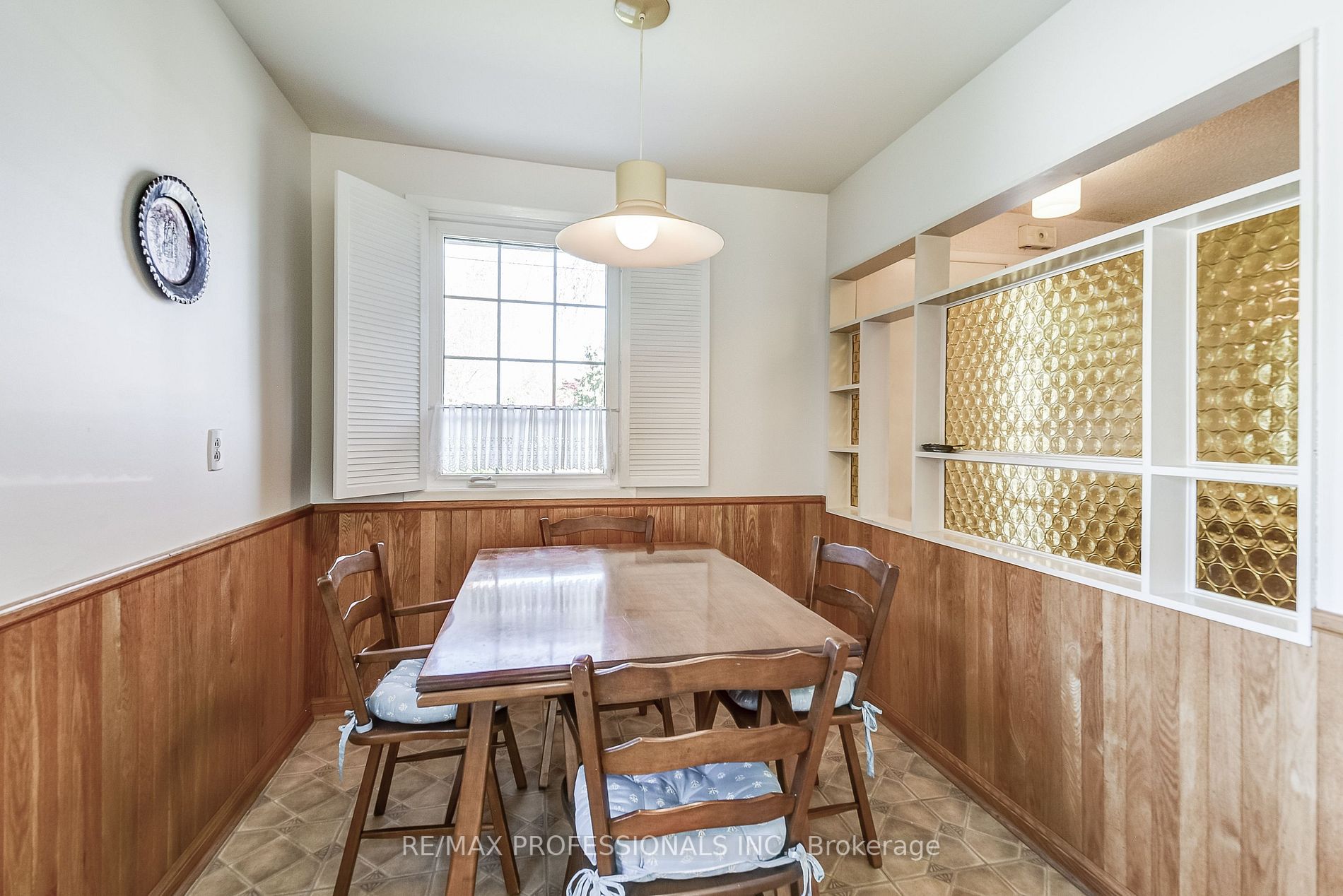 14 Dukinfield Cres