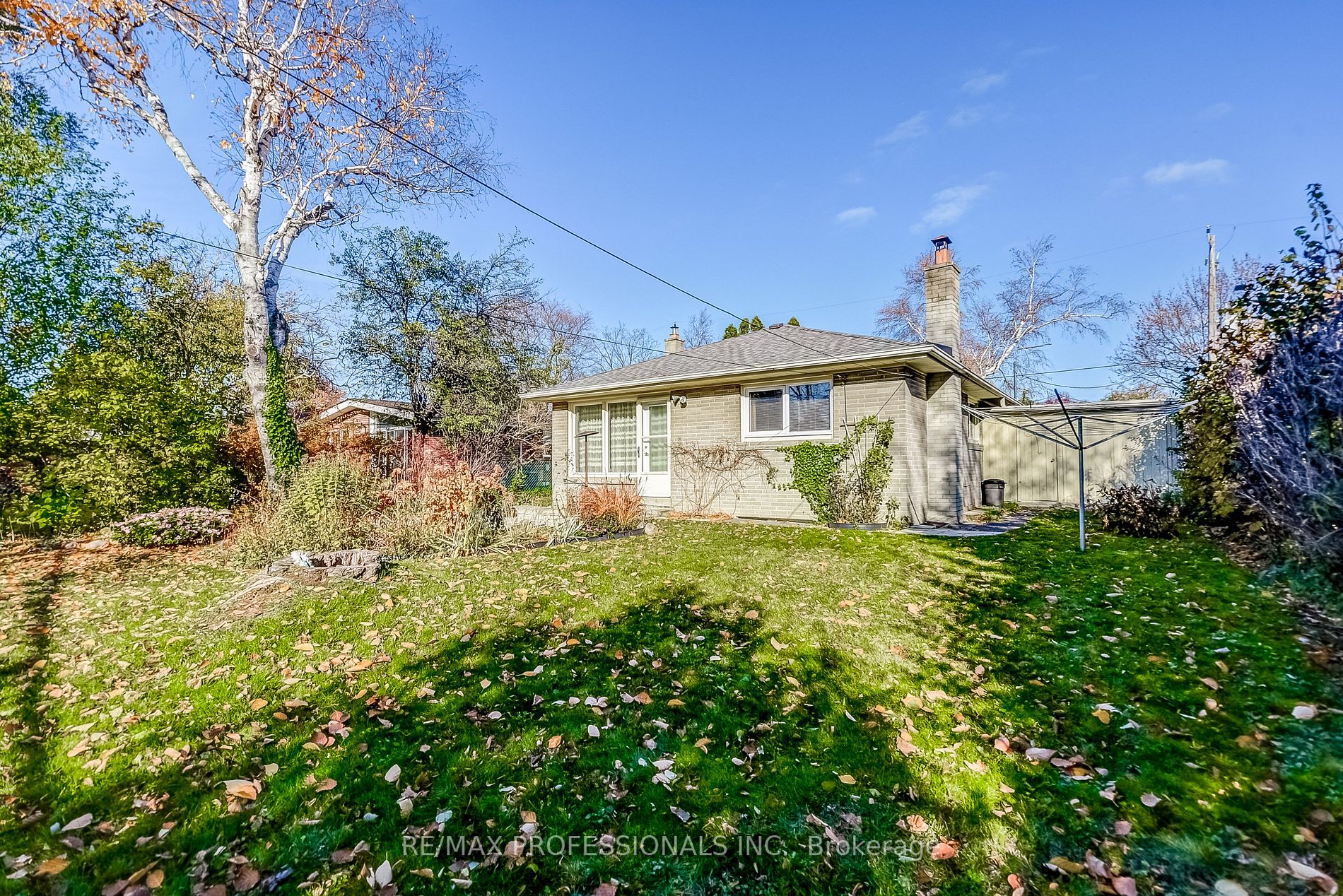 14 Dukinfield Cres