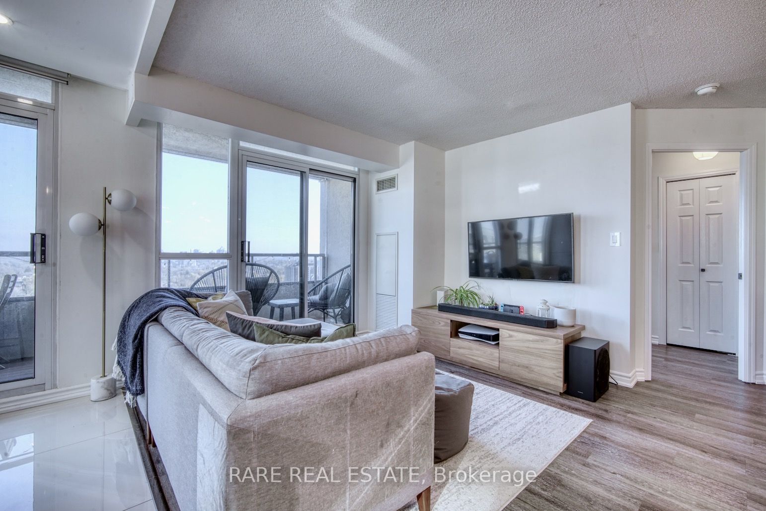 18 Spring Garden Ave, #2605