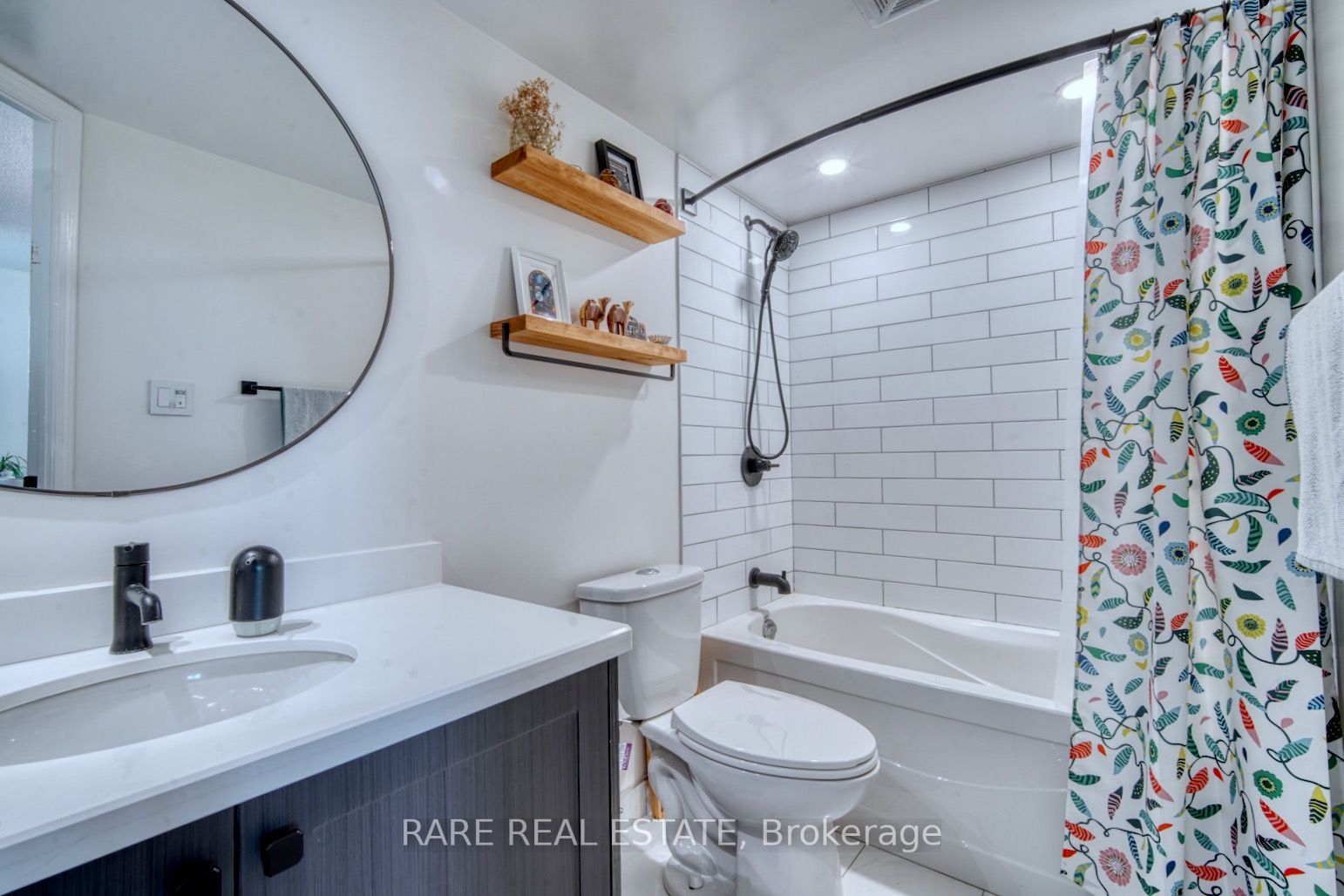 18 Spring Garden Ave, #2605
