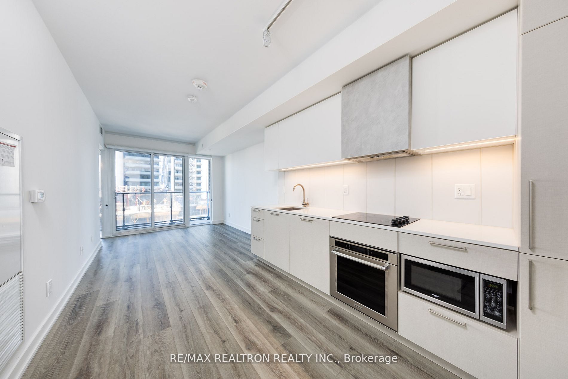 19 Western Battery Rd, #1502