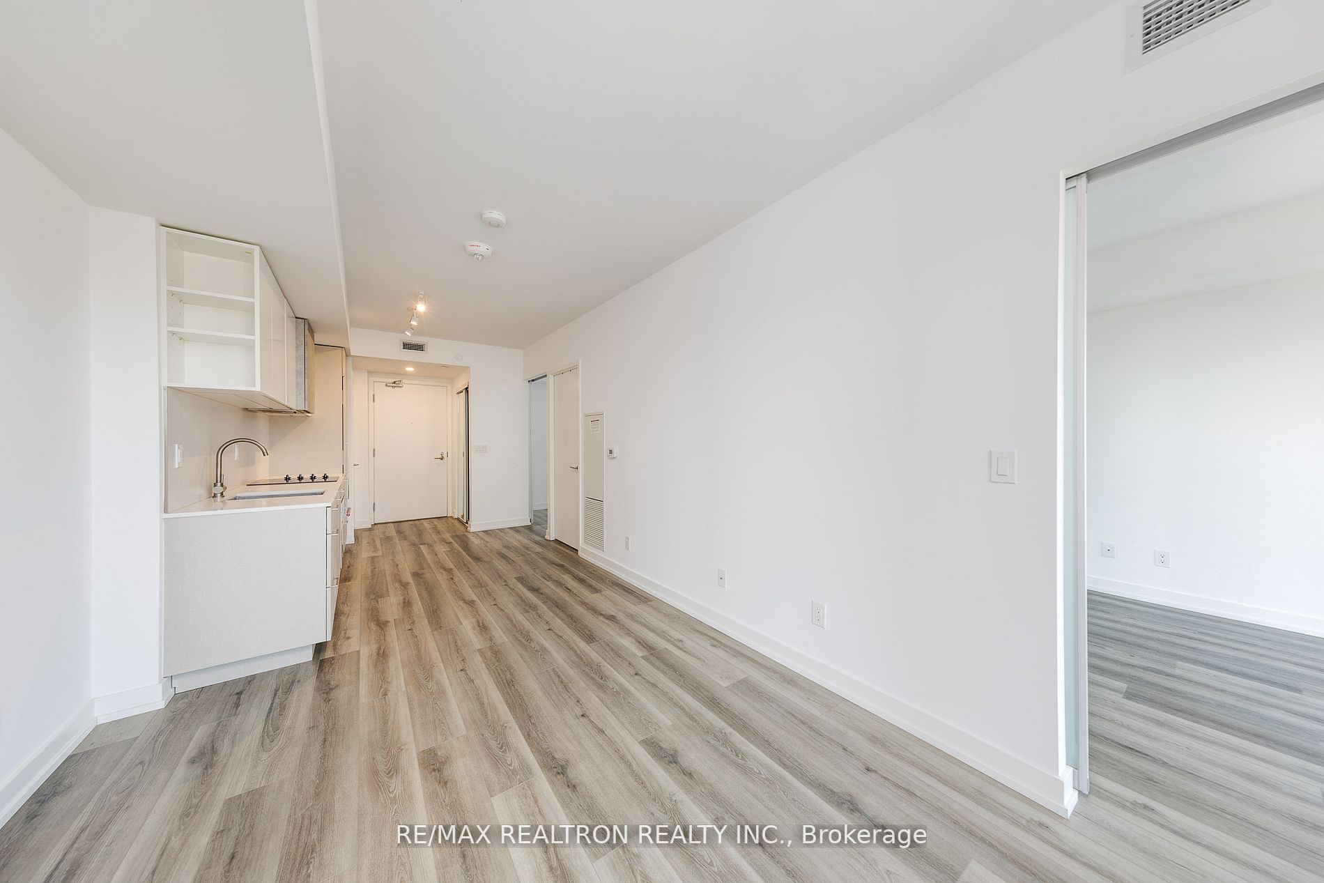 19 Western Battery Rd, #1502