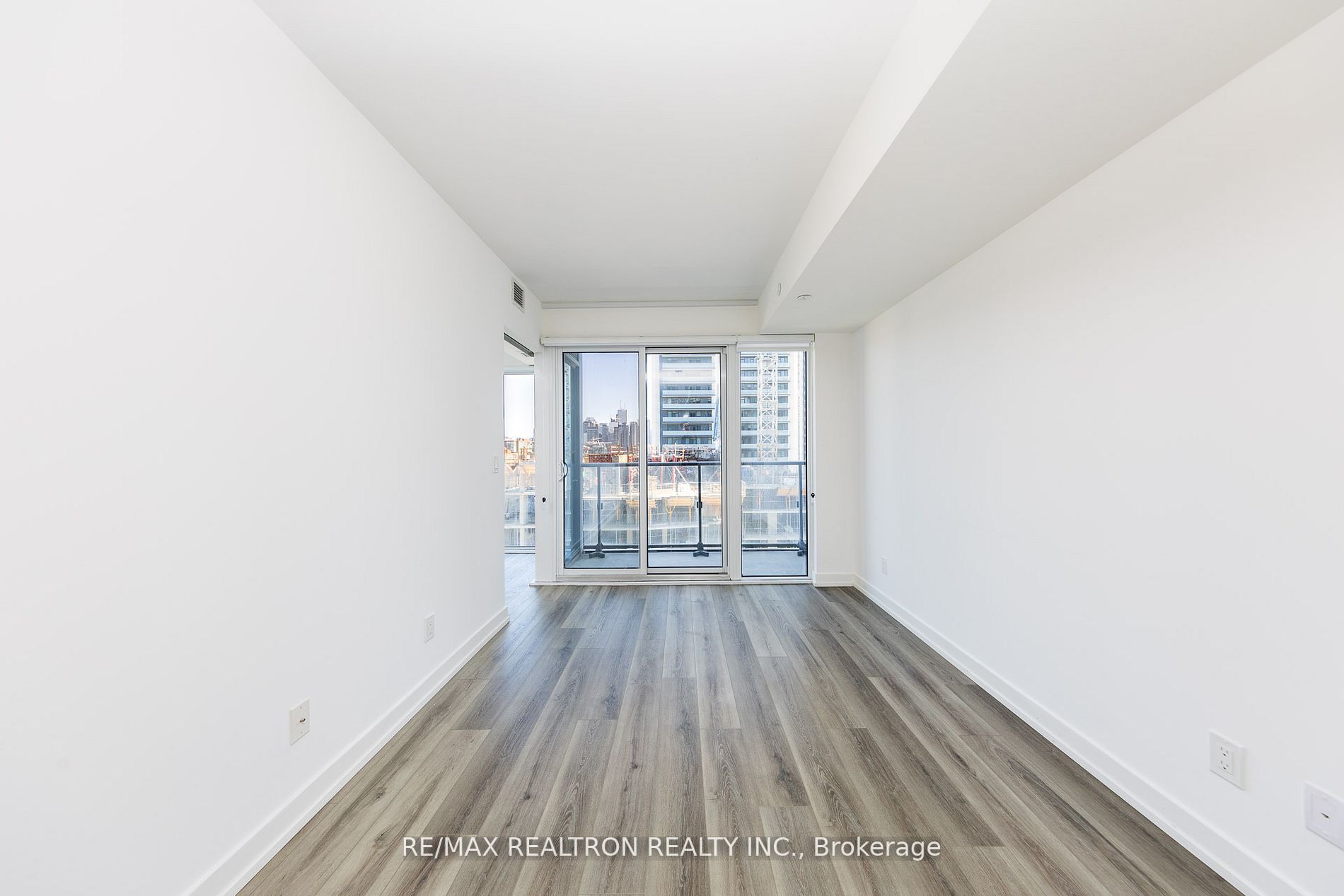 19 Western Battery Rd, #1502