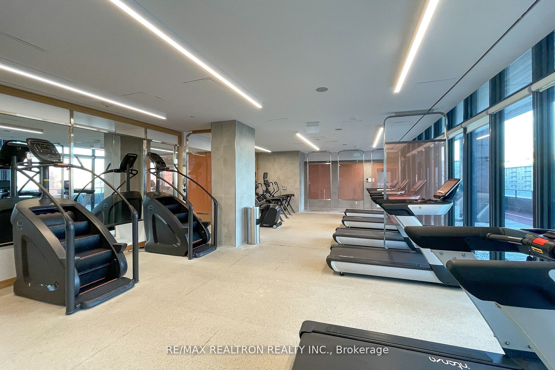 19 Western Battery Rd, #1502