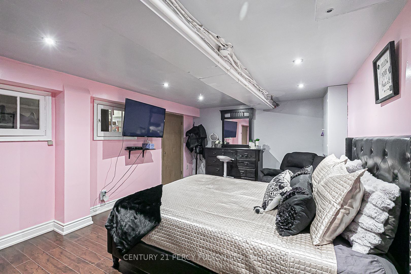 23 Almington St