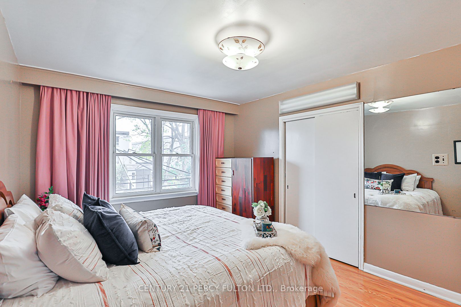 23 Almington St