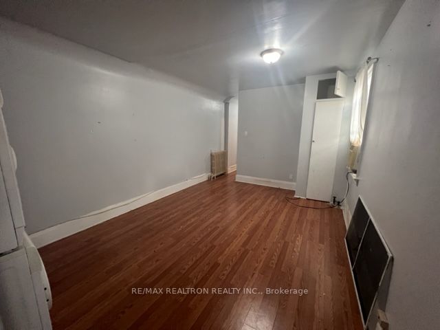 3401 Yonge St, #2nd Fl