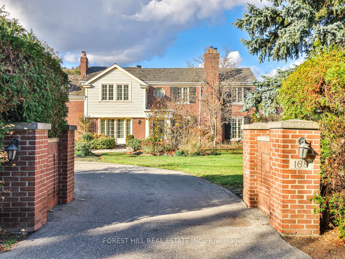 168 Sandringham Dr