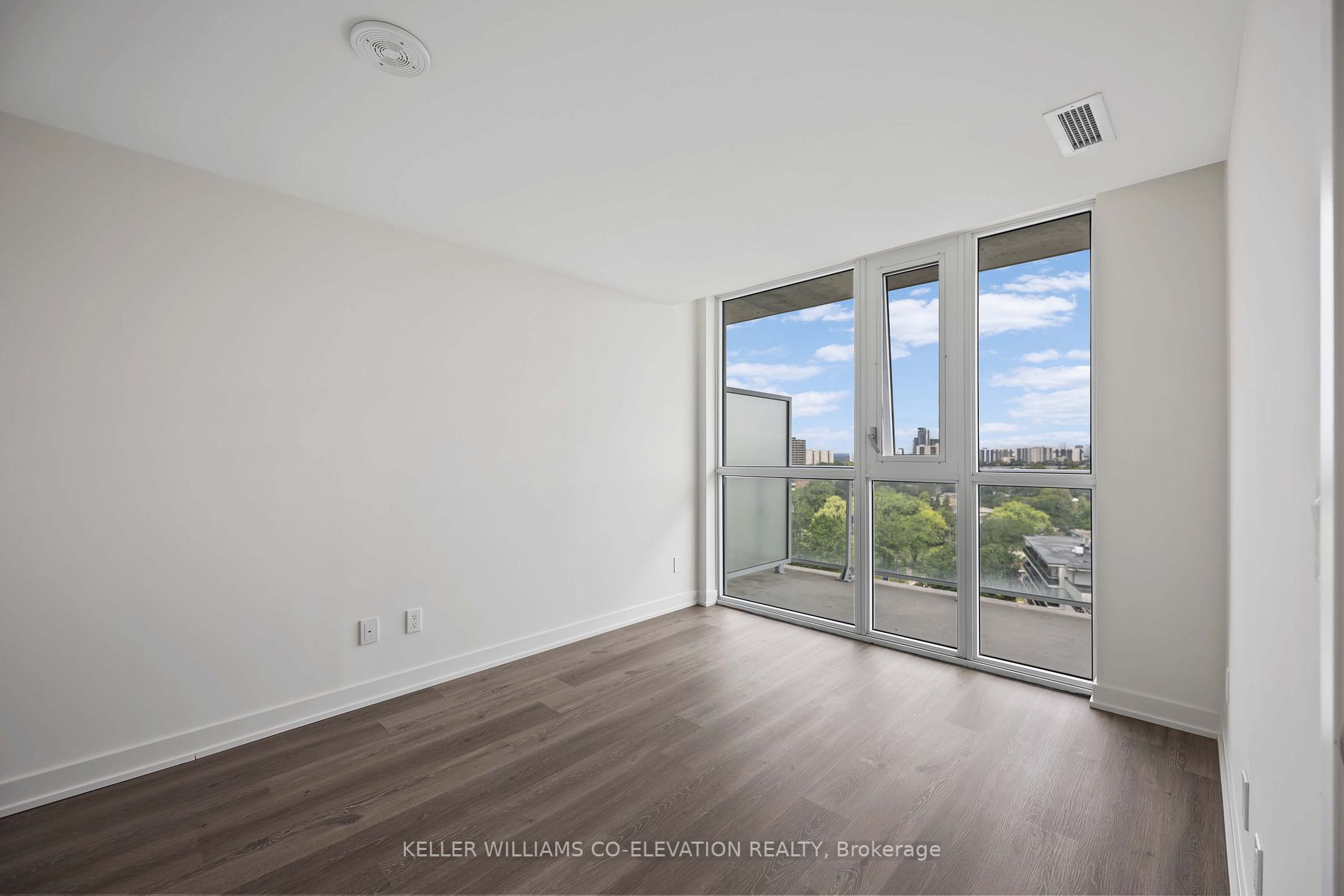 10 Deerlick Court, #1307