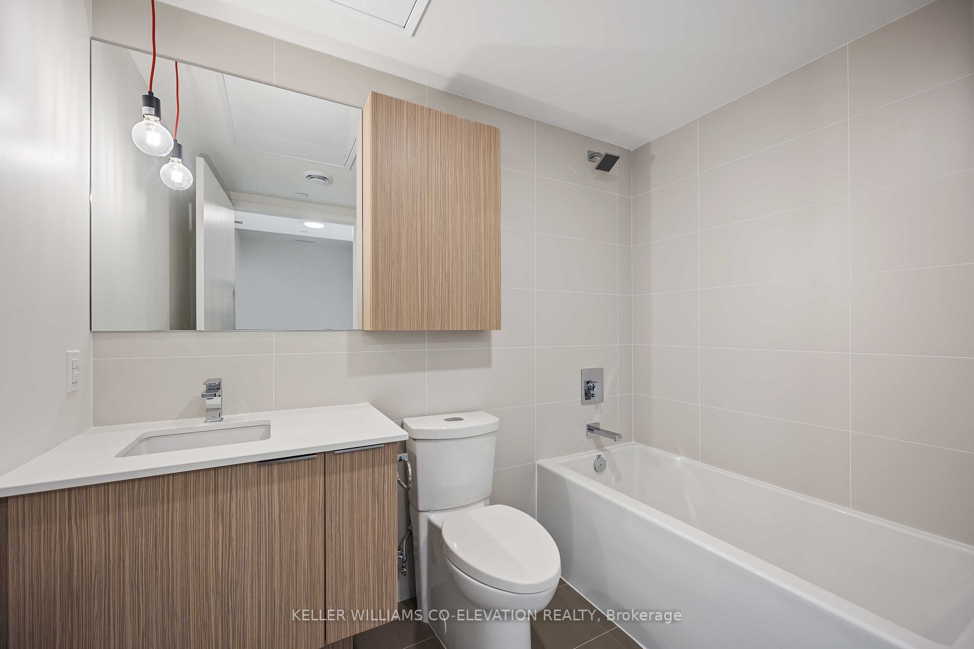 10 Deerlick Court, #1307