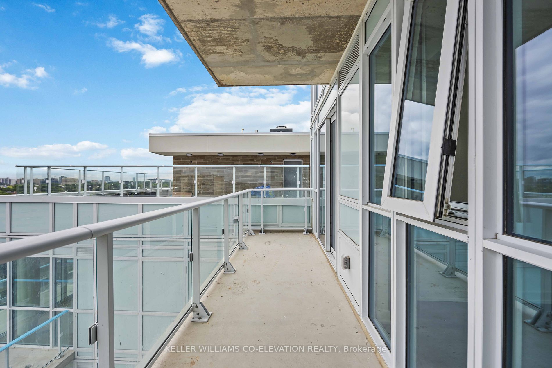 10 Deerlick Court, #1307