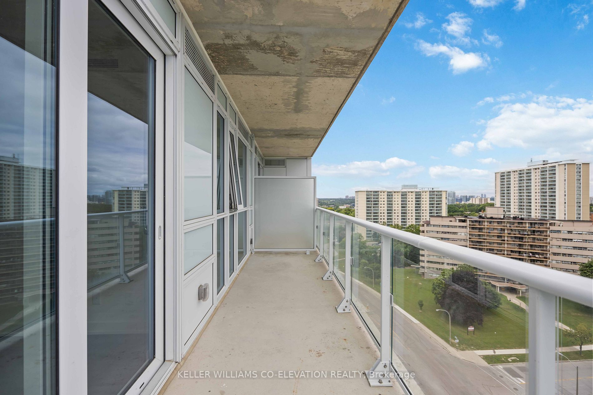 10 Deerlick Court, #1307