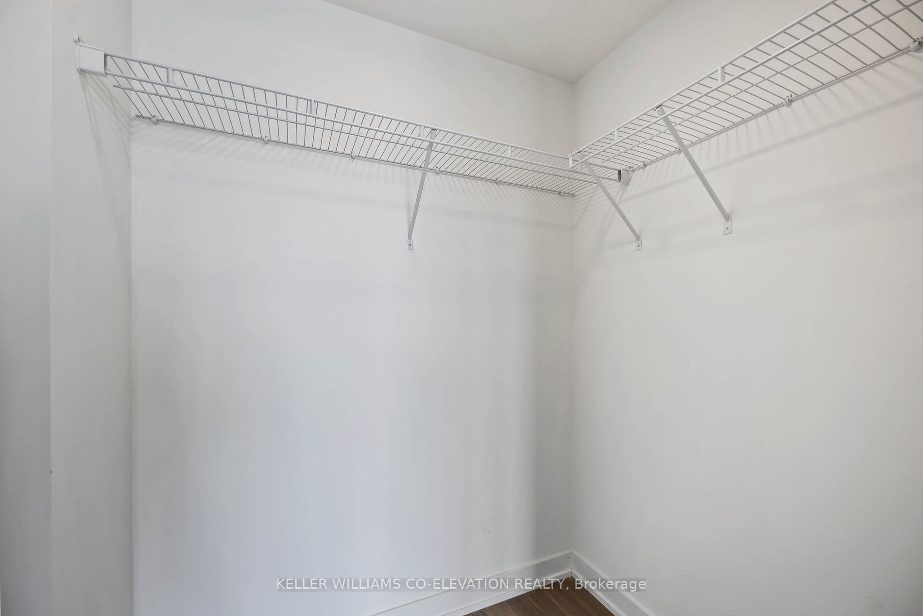 10 Deerlick Court, #1307