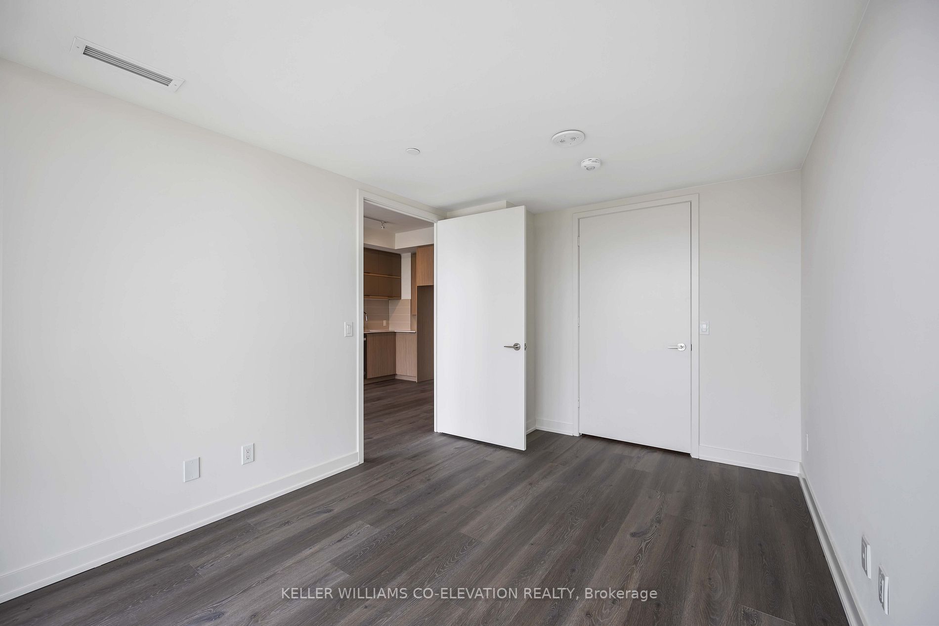 10 Deerlick Court, #1307