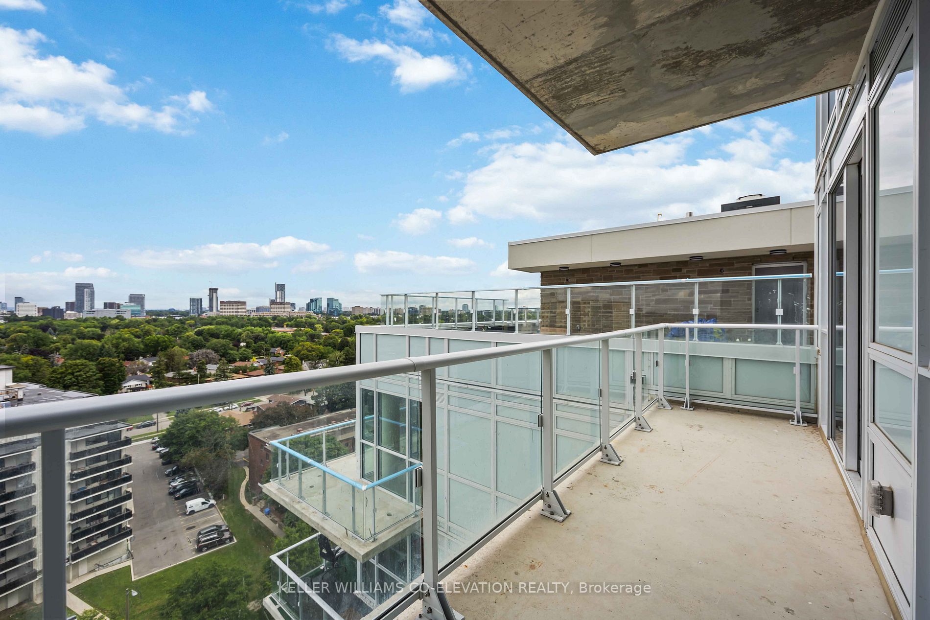 10 Deerlick Court, #1307