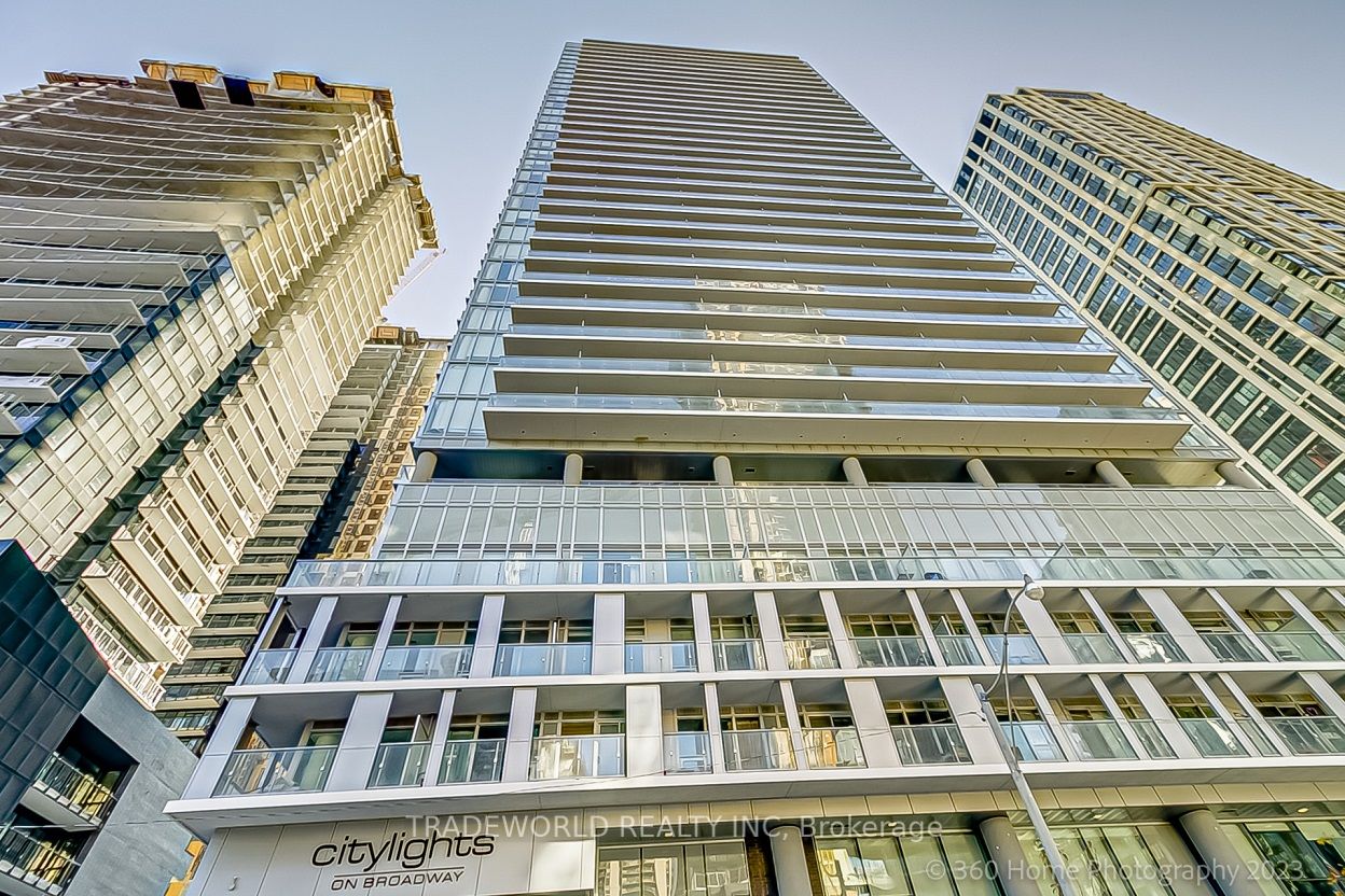 99 Broadway Ave, #2101