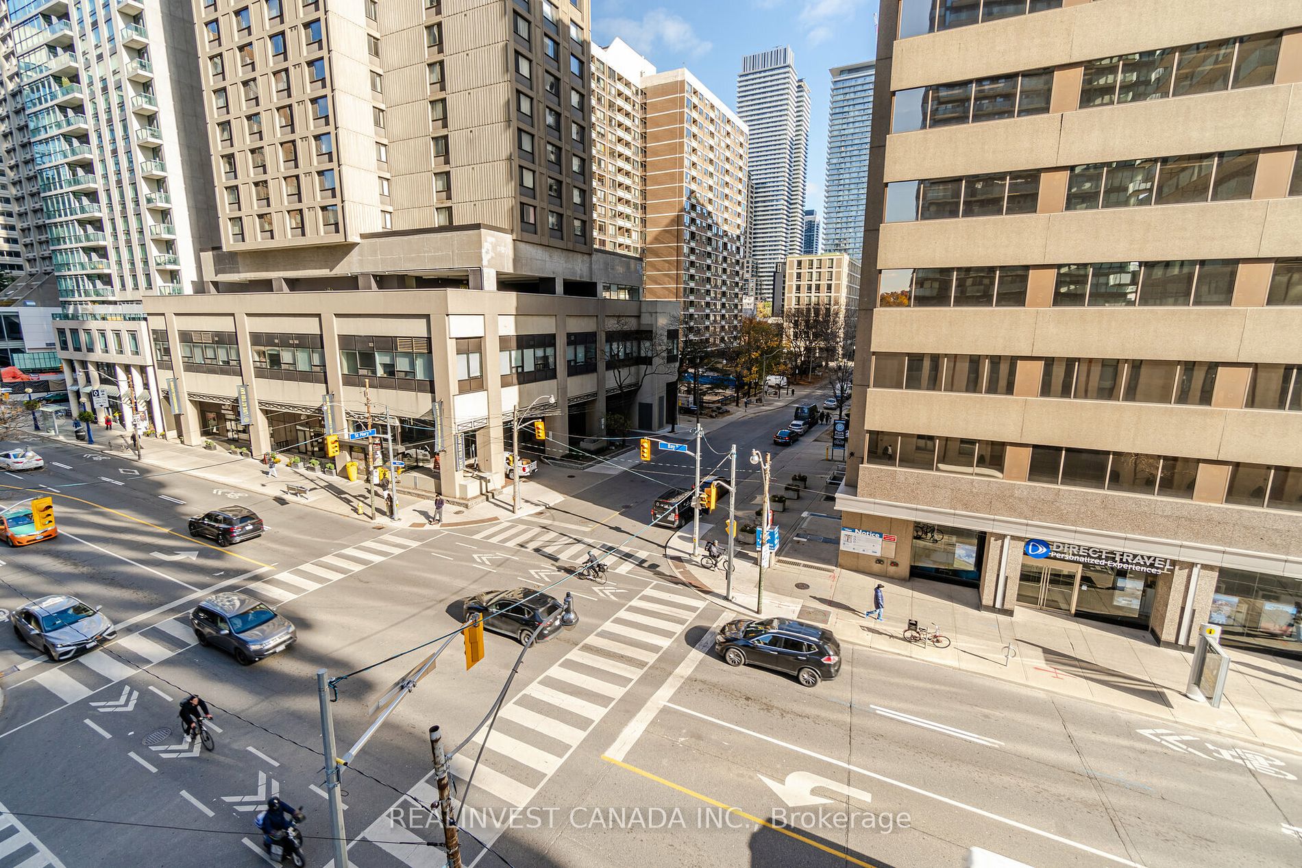 1086 Bay St, #16