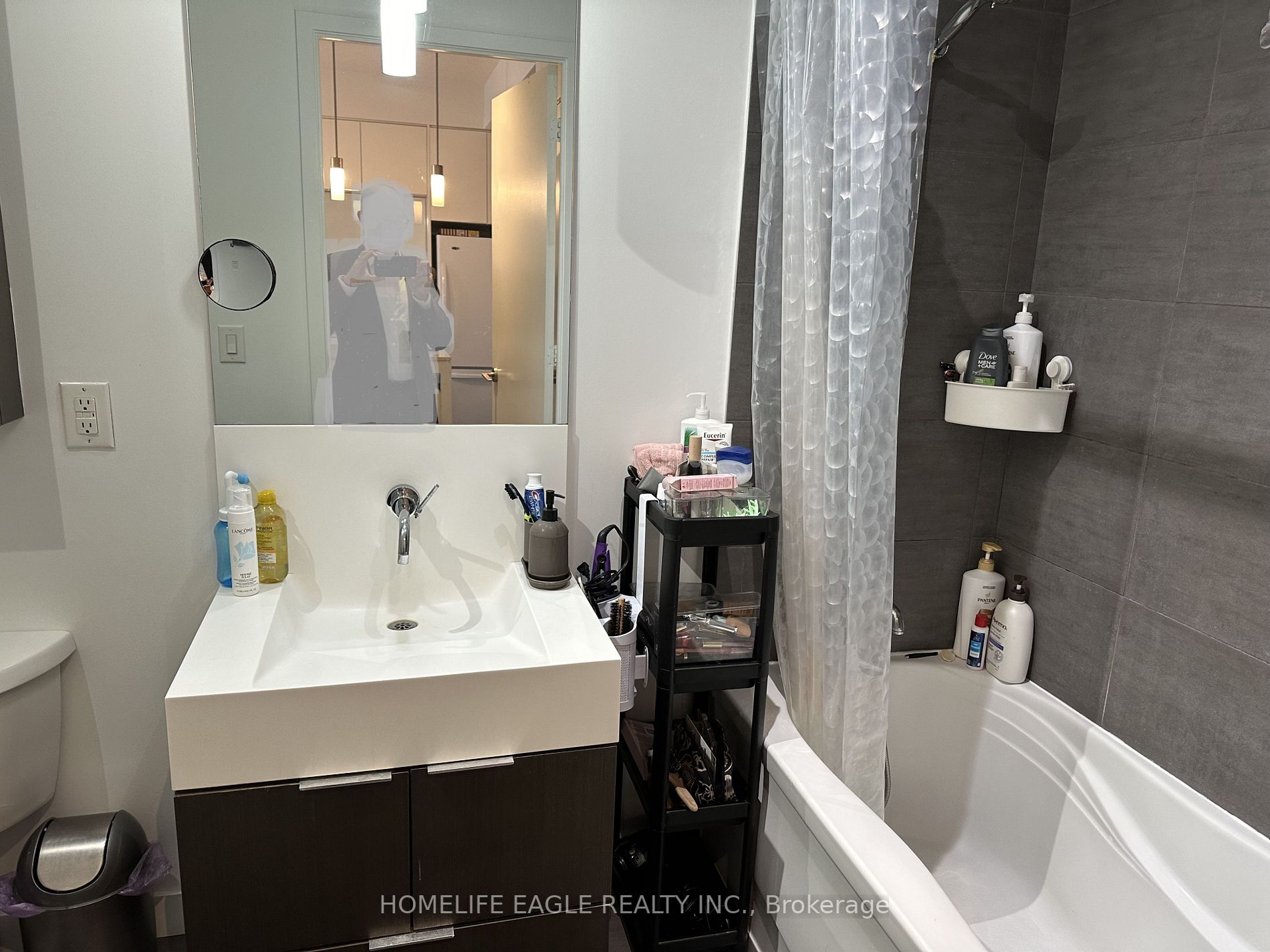 110 Charles St E, #2305