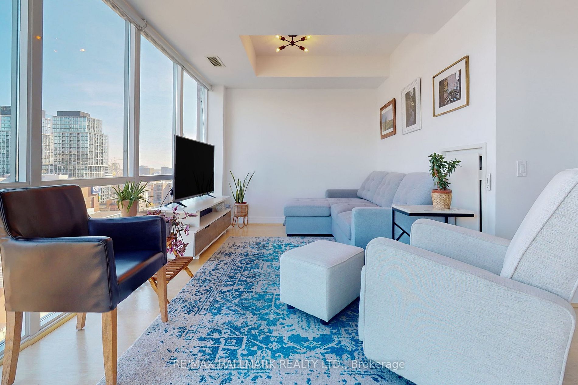 112 George St, #1208