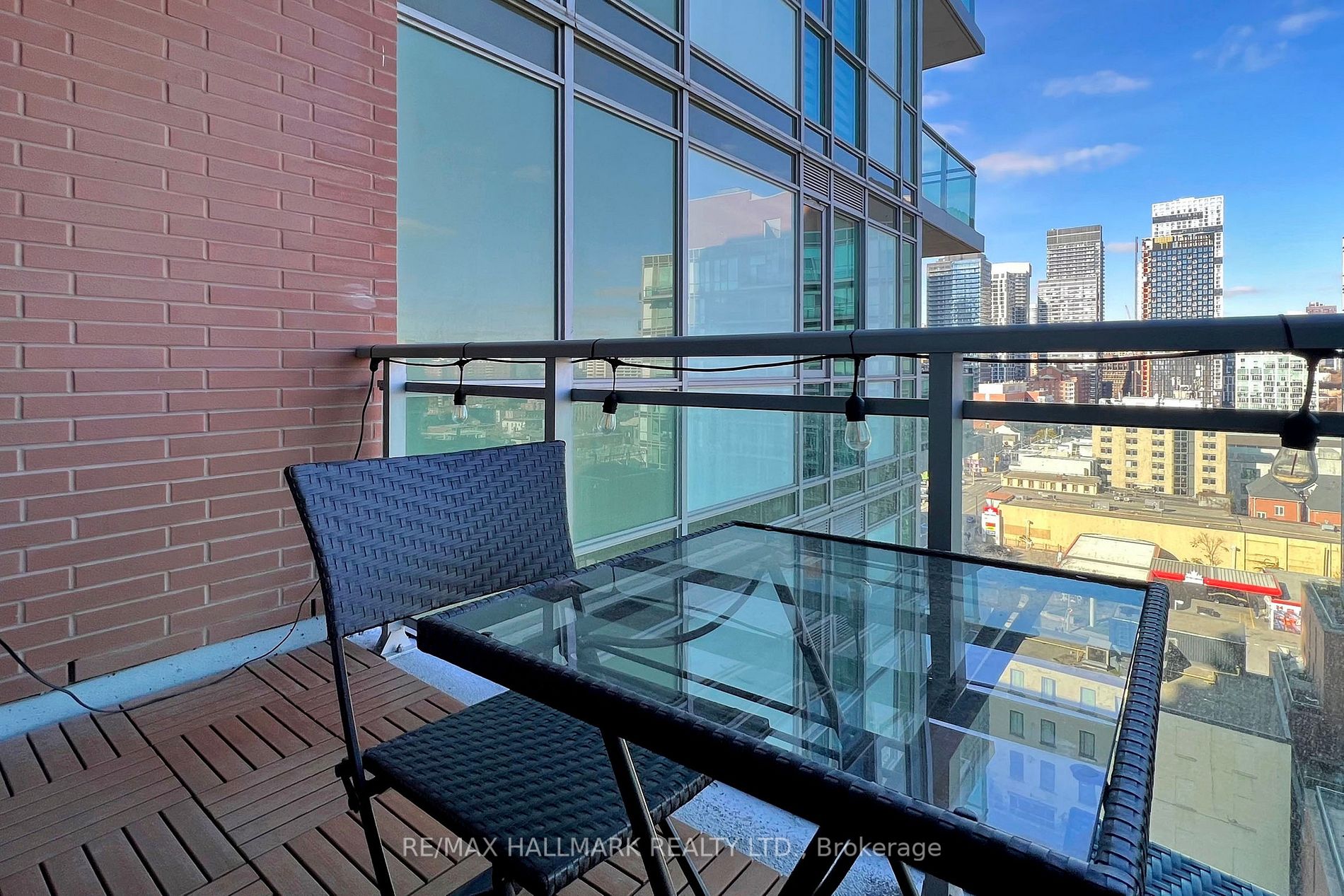 112 George St, #1208