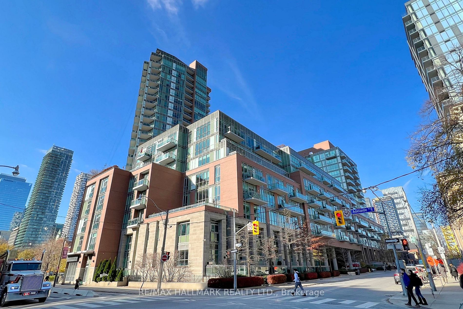 112 George St, #1208