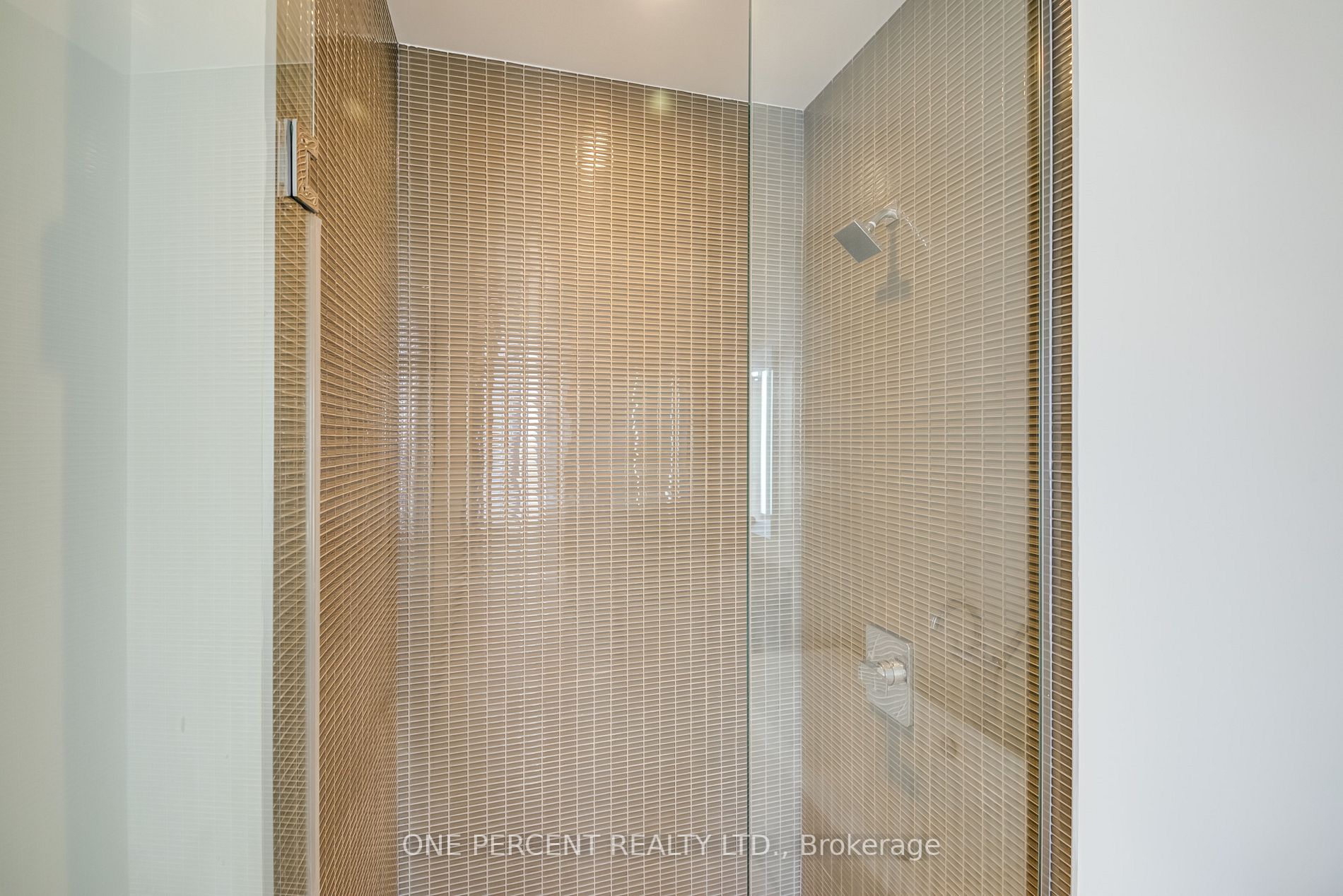 7 Grenville St, #6108