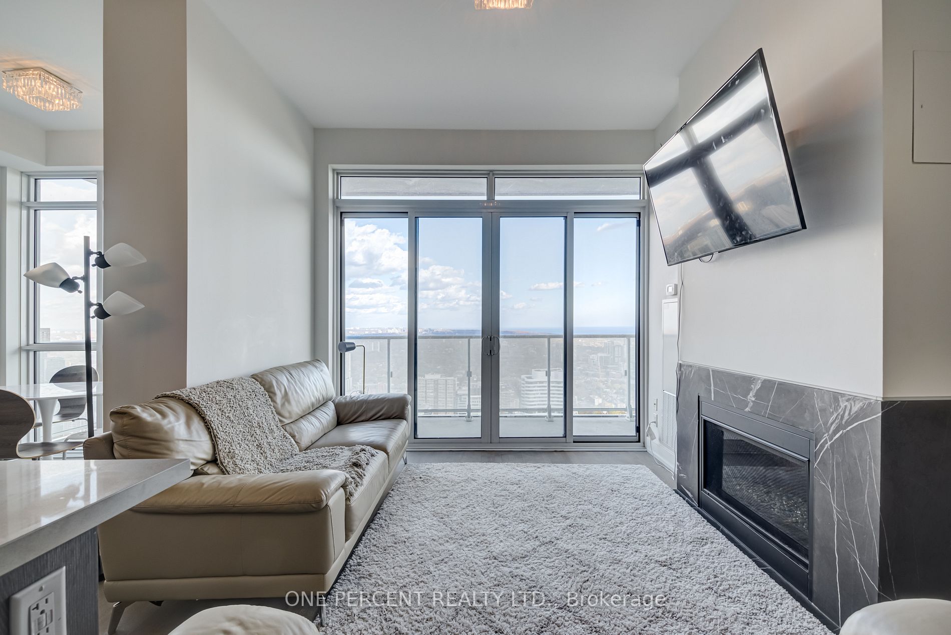 7 Grenville St, #6108