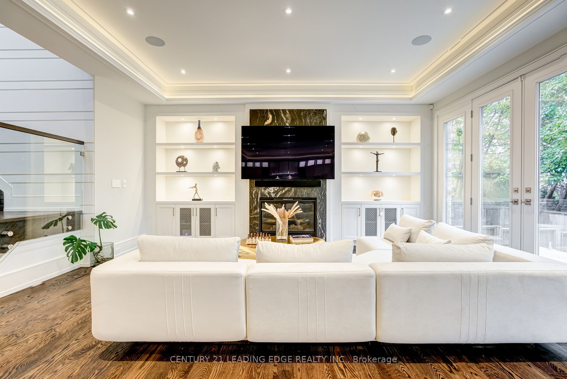 179 Burndale Ave