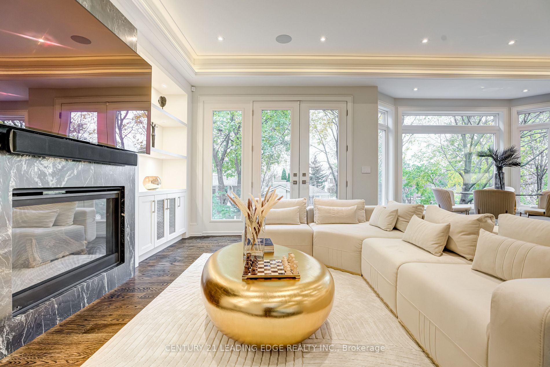 179 Burndale Ave